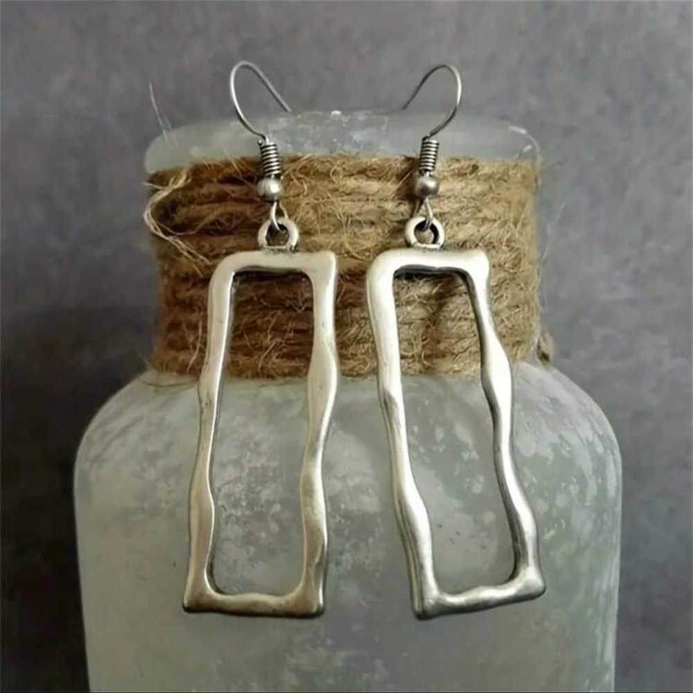 Vintage Minimalist Irregular Hollow Out Rectangle Shaped Pendant Earrings